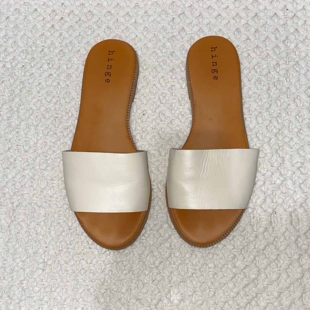 Hinge Flat Slide Sandal